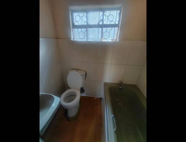 2 BEDROOM PROPERTY TO RENT IN UMLAZI B